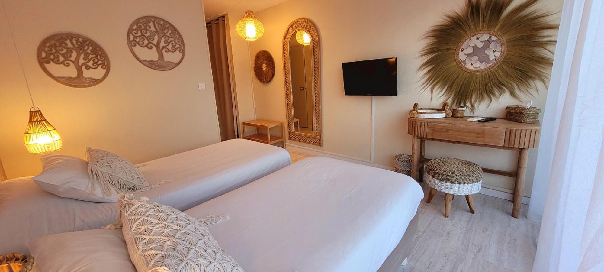 Hotel Tennis International แอกด์ ภายนอก รูปภาพ