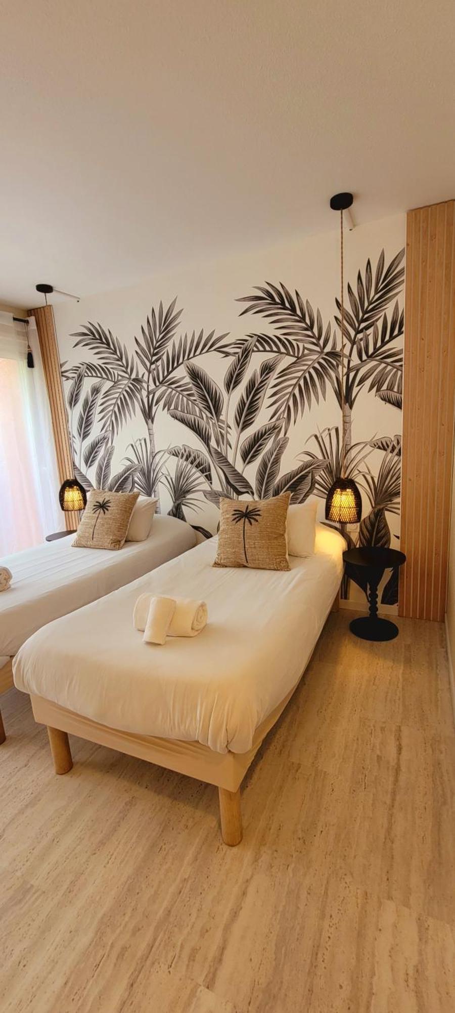 Hotel Tennis International แอกด์ ภายนอก รูปภาพ